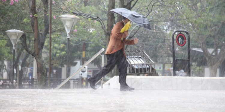 Sábado con pronóstico de lluvias y tormentas eléctricas