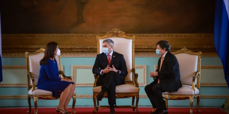 Presidente recibió cartas credenciales de nueva embajadora de España en Paraguay Presidente recibió cartas credenciales de nueva embajadora de España en Paraguay