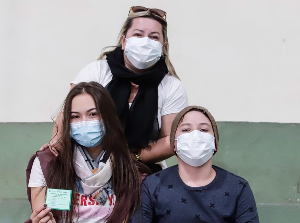 Salud instan a padres a inscribir a adolescentes sanos Salud instan a padres a inscribir a adolescentes sanos