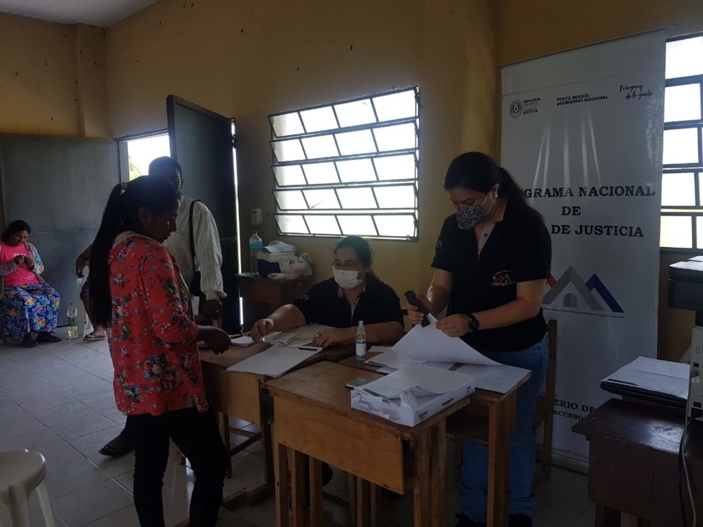 Programa Nacional Casas de Justicia brindó servicios a la comunidad indígena Xákmok Kásek Programa Nacional Casas de Justicia brindó servicios a la comunidad indígena Xákmok Kásek