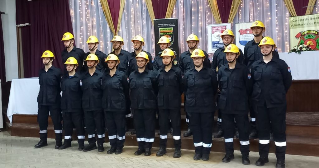 Unos 17 nuevos voluntarios combatirán incendios como Bomberos en el Chaco