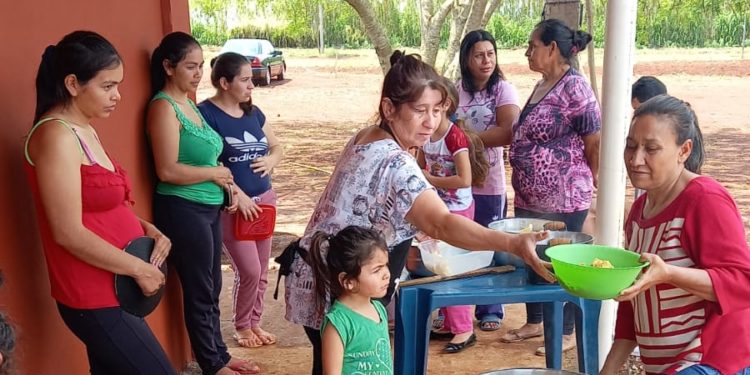 Mediante olla popular promueven apoyo integral a niños de Ciudad del Este