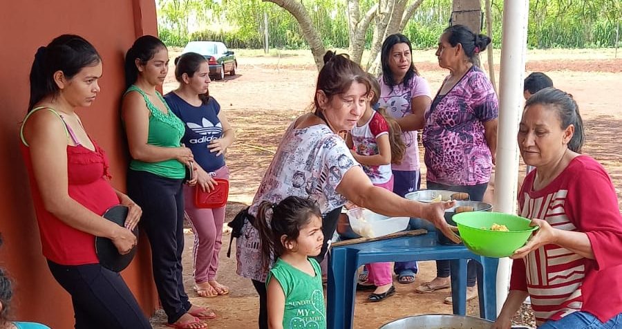 Mediante olla popular promueven apoyo integral a niños de Ciudad del Este