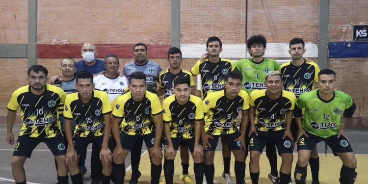 Antequera golpea y elimina a Caaguazú Antequera golpea y elimina a Caaguazú