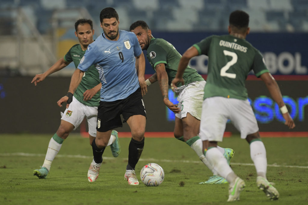 Bolivia y Uruguay abren la jornada en La Paz