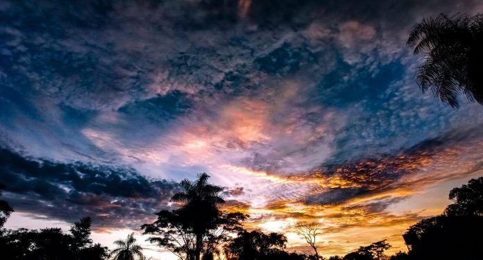 Meteorología anuncia una jornada fresca a cálida con cielo vientos del sur