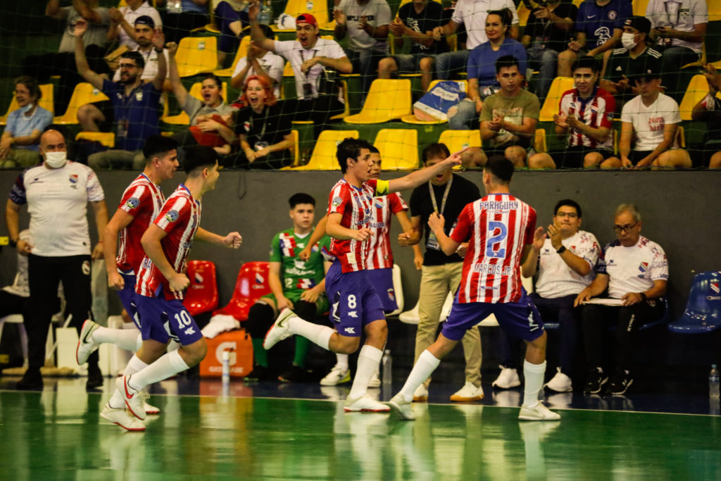 Paraguay debuta sendas goleadas en el Mundial C15