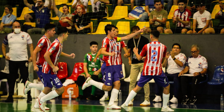 Paraguay debuta sendas goleadas en el Mundial C15