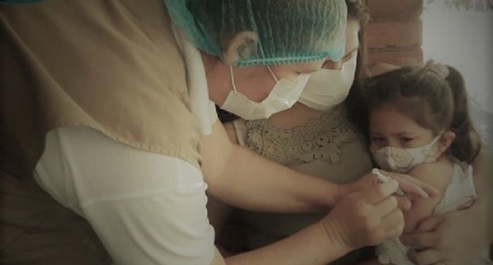 Salud insta a vacunar a los niños contra sarampión, polio y rubéola