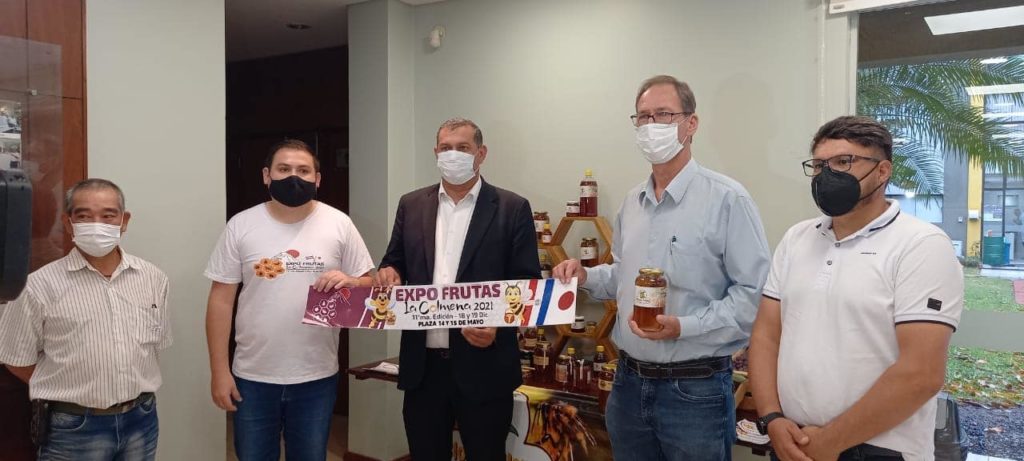 Preparan una nueva edición de la Expo Frutas en La Colmena Preparan una nueva edición de la Expo Frutas en La Colmena