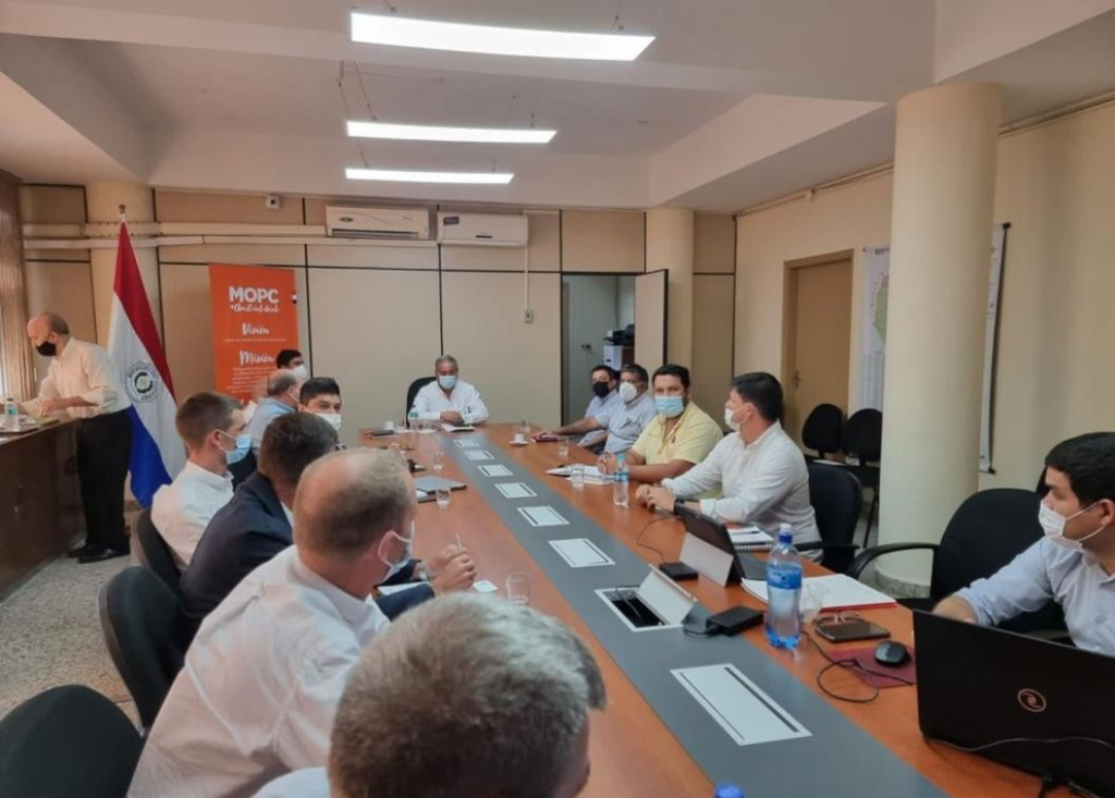 Coordinan futuras obras de la Ruta de la Leche en la Región Occidental