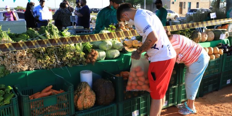 Lanzan feria de mipymes asociativas rurales “de la chacra a tu mesa”