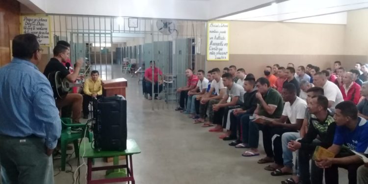 Destacan programa de reinserción social en la penitenciaría el Cereso de Itapúa