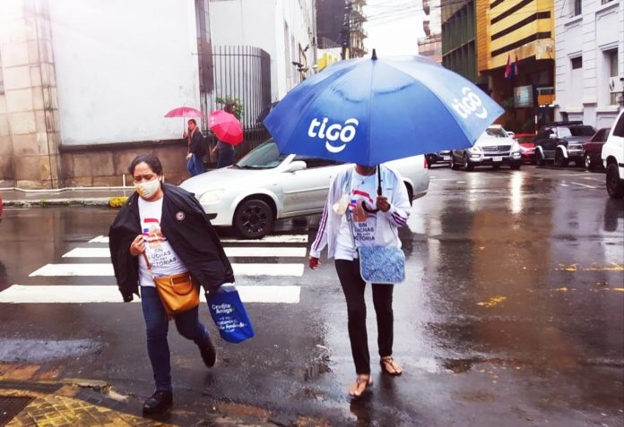 Meteorología anuncia otra jornada bastante calurosa y con lluvias