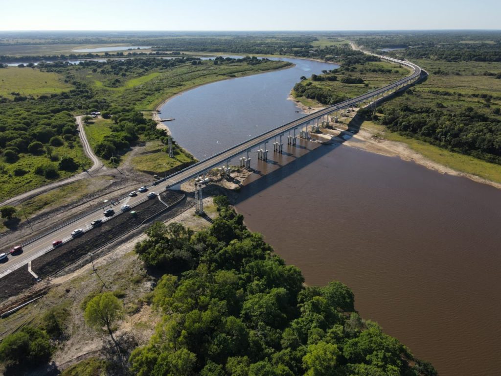 Gobierno habilitó el puente más largo del departamento de Ñeembucú