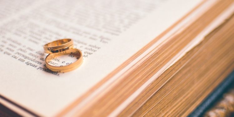 El mundo ante su más grave derrumbe moral