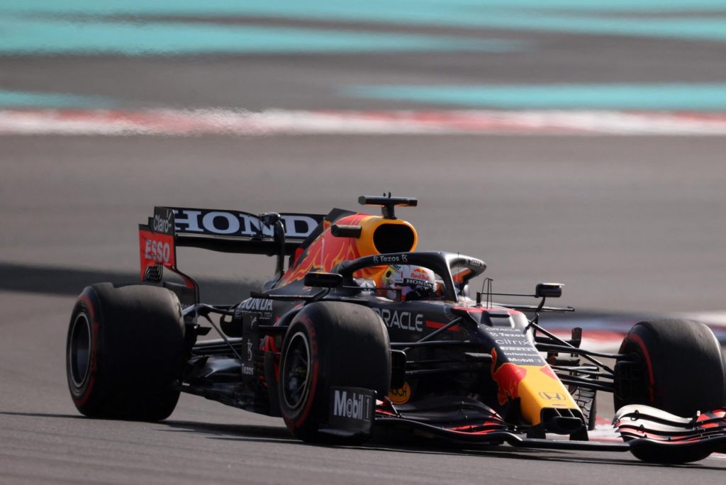 Verstappen se quedó con la primera práctica en Abu Dhabi