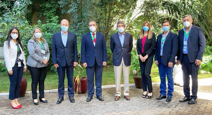 Paraguay y Chile intercambian experiencias financieras que permiten el desarrollo de la agricultura Paraguay y Chile intercambian experiencias financieras que permiten el desarrollo de la agricultura