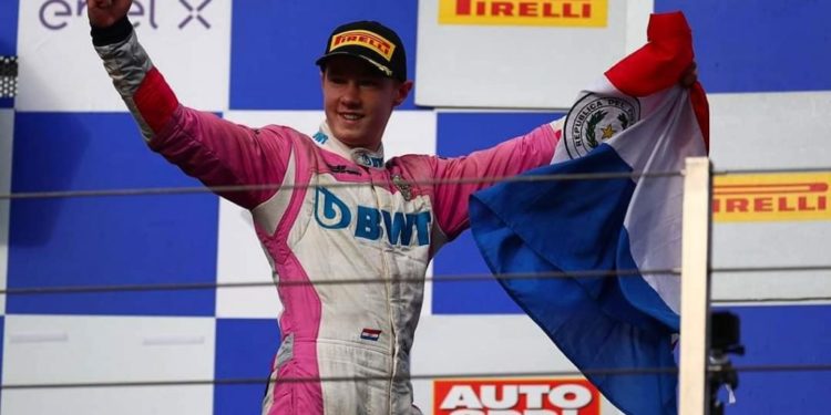 Joshua Duerksen: El sueño de llegar a la Fórmula 1 con constancia, talento y sacrificio Joshua Duerksen: El sueño de llegar a la Fórmula 1 con constancia, talento y sacrificio