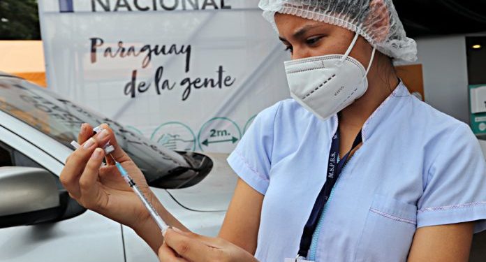 Ministro de Salud anuncia llegada de las vacunas pediátricas para este jueves