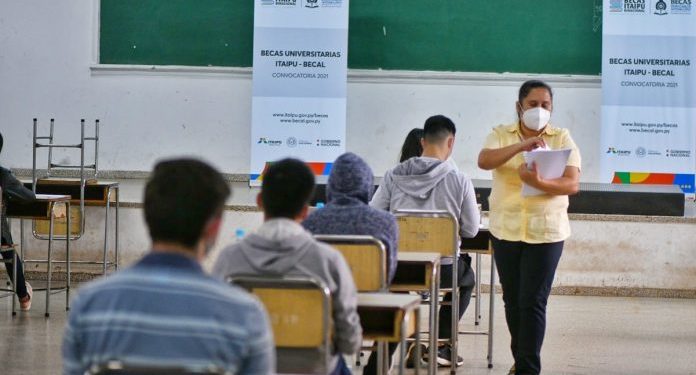 Becas Itaipu registra más de 6.200 postulantes para las becas universitarias