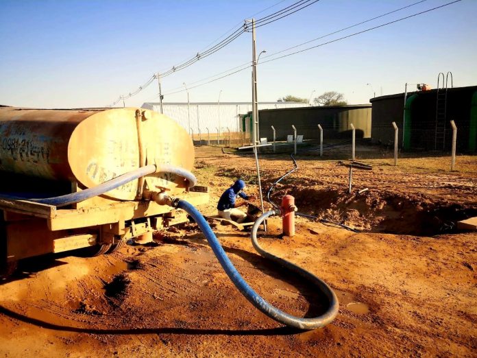 Conforman comisión para asegurar distribución de agua ante emergencia hídrica