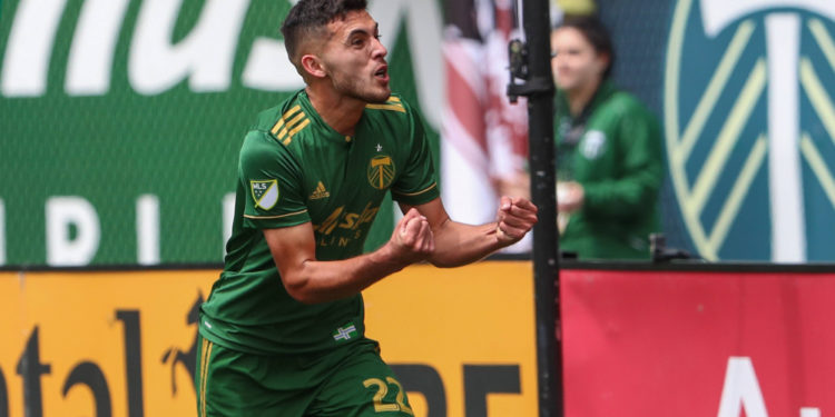 Guillermo Barros Schelotto sustituye al lesionado Andrés Cubas