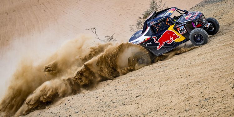 De Mevius y Jones también hicieron lo propio en la segunda etapa De Mevius y Jones también hicieron lo propio en la segunda etapa