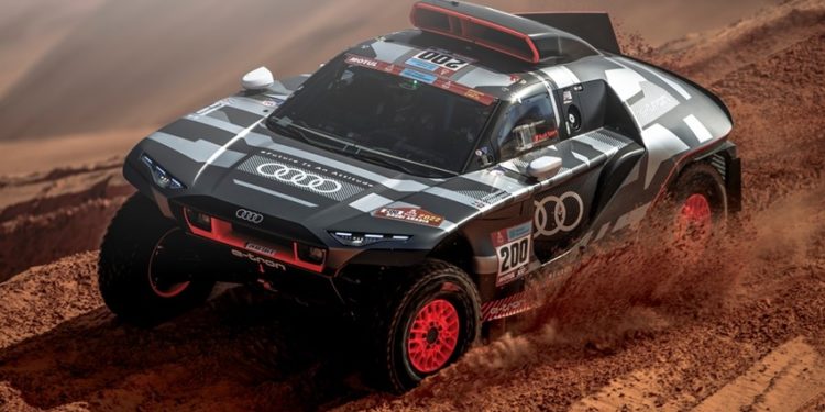 Peterhansel lidera la décima etapa y Lafarja sigue avanzando