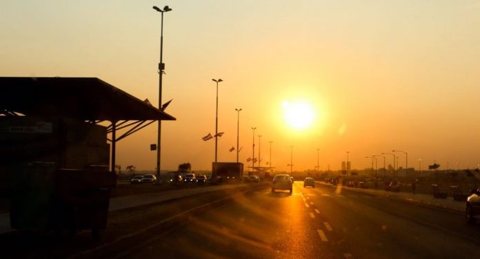 Se anuncian temperaturas calurosas con vientos variables Se anuncian temperaturas calurosas con vientos variables