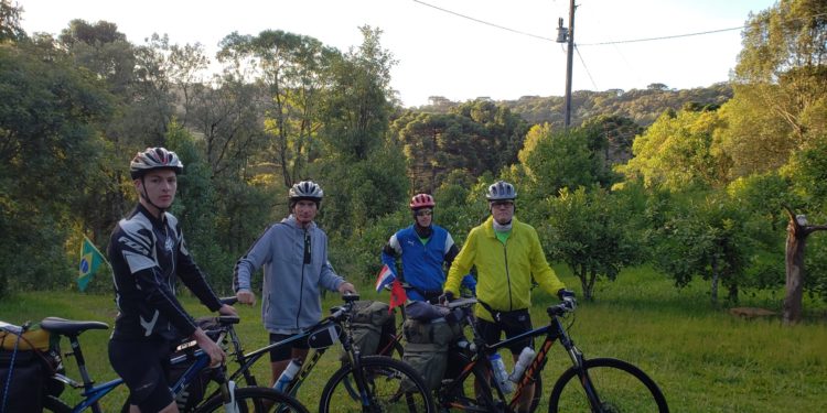 Recorren 1000 km para recaudar fondos