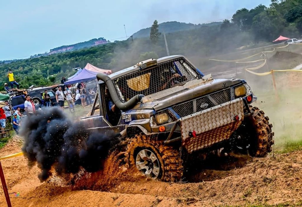 Los todoterreno retornan finalmente al circuito de Itá