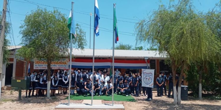 Inicio de clases: Jóvenes del Chaco optan por un bachillerato técnico Inicio de clases: Jóvenes del Chaco optan por un bachillerato técnico