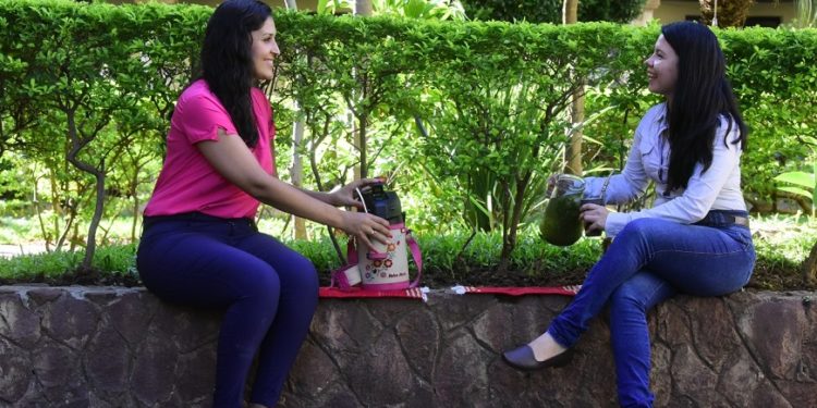 Para el paraguayo, el tereré tiene un significado especial Para el paraguayo, el tereré tiene un significado especial