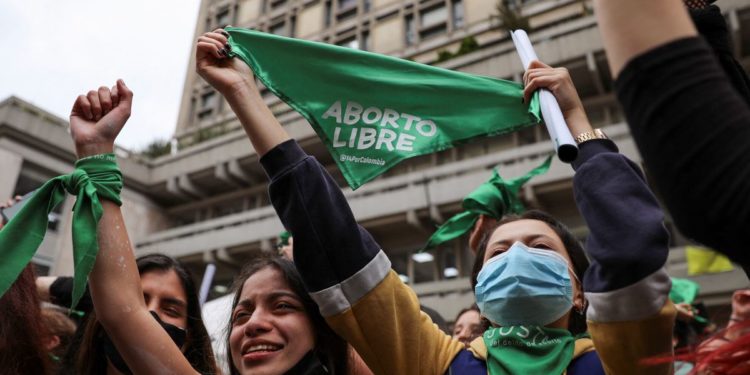 Rechazo contundente a la despenalización del aborto en Colombia