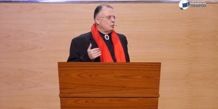 «No vamos a tolerar que adoctrinen a los niños», conferencia sobre ideología de género «No vamos a tolerar que adoctrinen a los niños», conferencia sobre ideología de género