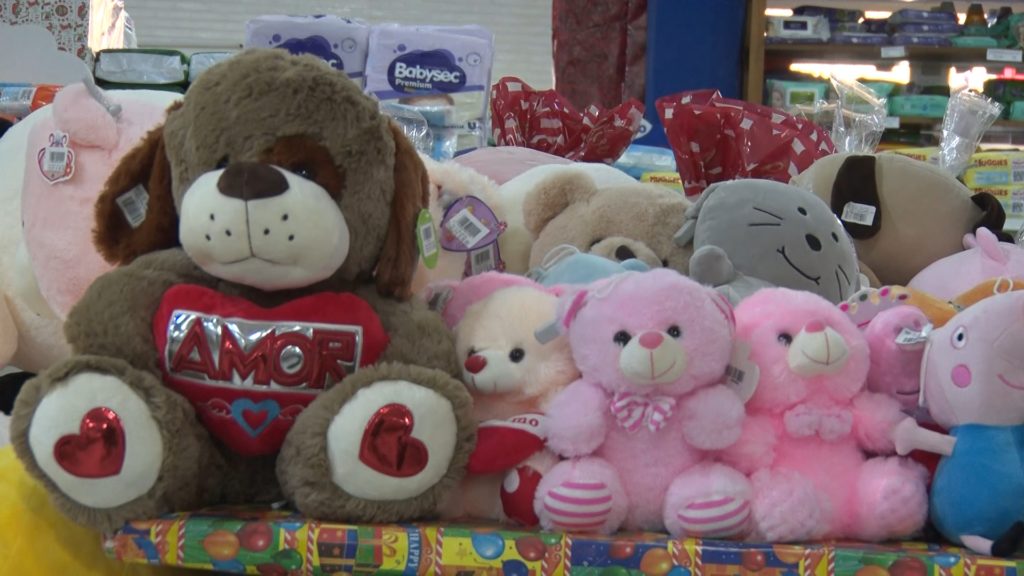 Atractivos regalos para el Día de los Enamorados en el Supermercado Boquerón