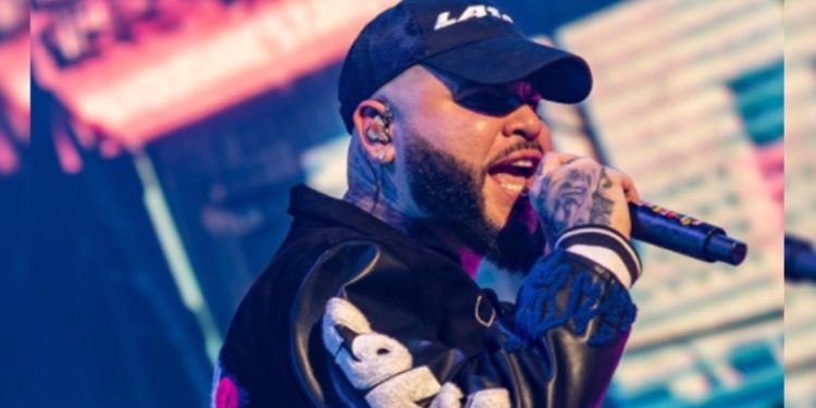 Farruko, el artista de música secular declara su conversión religiosa en un concierto Farruko, el artista de música secular declara su conversión religiosa en un concierto