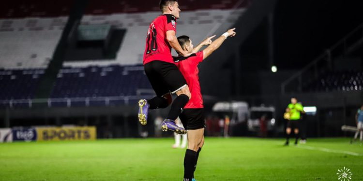 Ajustada victoria del Gumarelo