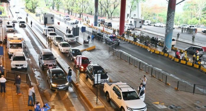 Paraguay exceptúa test de PCR a viajeros del Mercosur Paraguay exceptúa test de PCR a viajeros del Mercosur