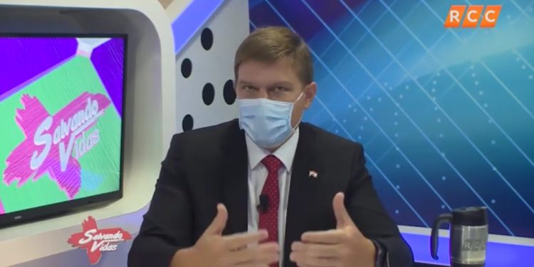 Ministro Brunetti: “La prioridad de este gobierno es defender la vida y la familia