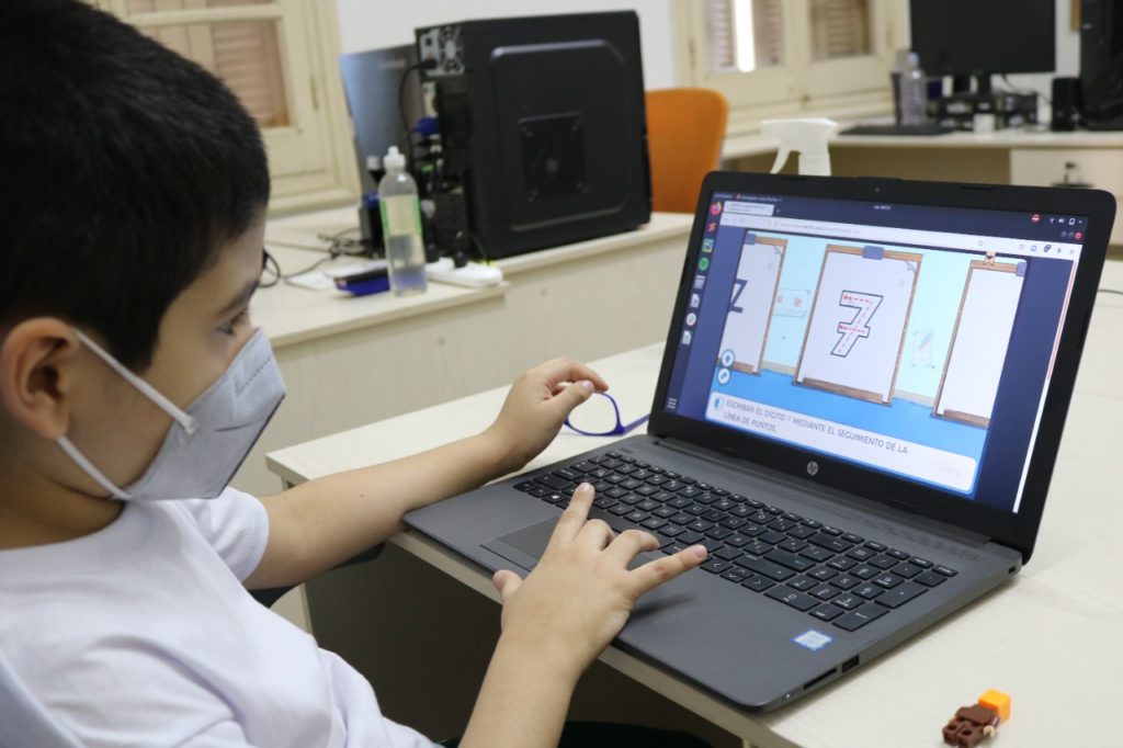 Hasta el 18 de febrero reciben postulaciones a becas para matemáticas online Hasta el 18 de febrero reciben postulaciones a becas para matemáticas online