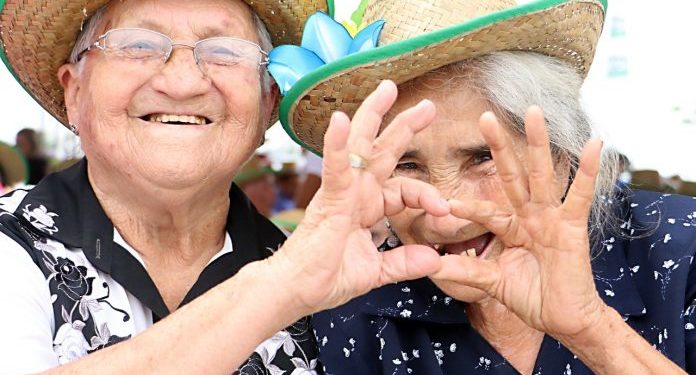 Prevén ingresar este año a 30.000 adultos mayores a programa de pensión alimentaria Prevén ingresar este año a 30.000 adultos mayores a programa de pensión alimentaria