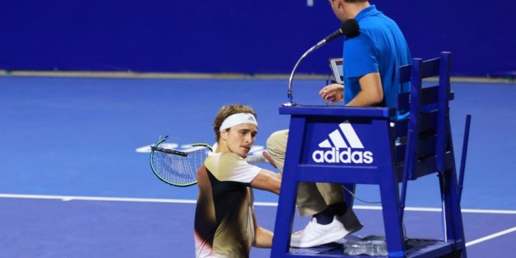 ¡Enloquecido! El tenista alemán que reaccionó violentamente contra el juez ¡Enloquecido! El tenista alemán que reaccionó violentamente contra el juez