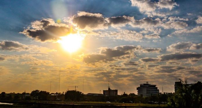 Altas temperaturas y vientos del norte para este sábado