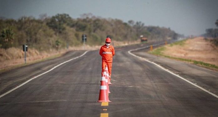 Paraguay concluye primer tramo de la Bioceánica y encamina desarrollo productivo del Chaco Paraguay concluye primer tramo de la Bioceánica y encamina desarrollo productivo del Chaco