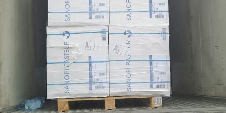 Setecientas mil dosis pediátricas contra influenza llegaron a Paraguay