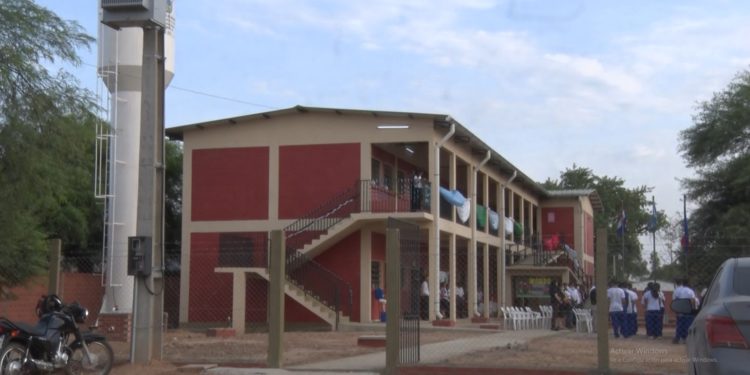 Inauguran importantes obras en el sector educativo en Boquerón Inauguran importantes obras en el sector educativo en Boquerón