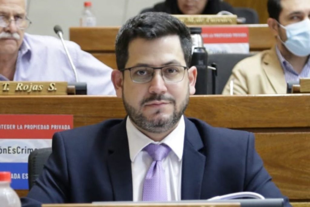 Cones y Aneaes responderán sobre universidades con carreras de Medicina habilitadas y acreditadas Cones y Aneaes responderán sobre universidades con carreras de Medicina habilitadas y acreditadas