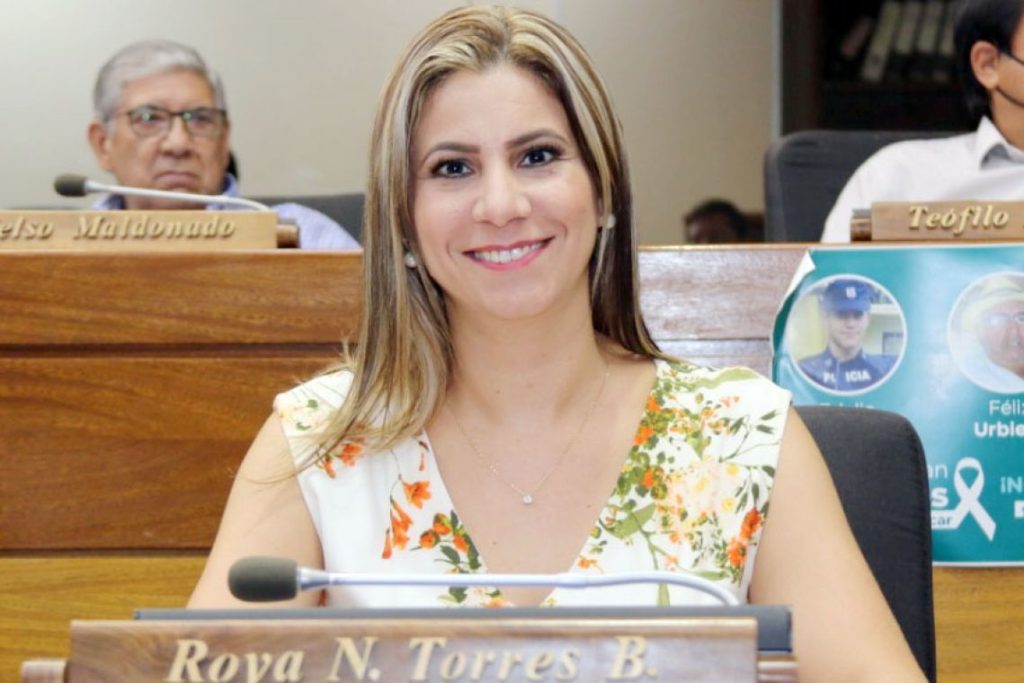 Piden informes sobre becas otorgadas por la Itaipú Binacional en el presente año